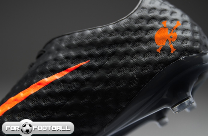 nike hypervenom phantom 2013